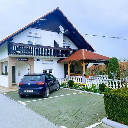 Guesthouse Tomas Catrnja Экстерьер фото